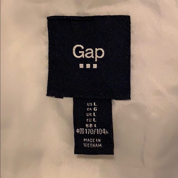 Gap Vest - Size L - Picture 2 of 3